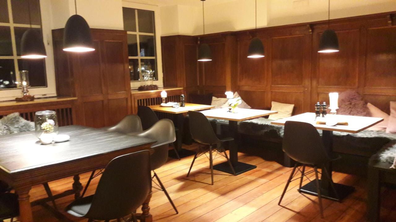 Gaestehaus Burgberg, Weinhaus Fries Kattenes Εξωτερικό φωτογραφία