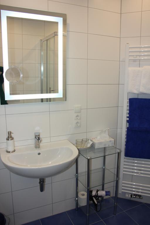 Gaestehaus Burgberg, Weinhaus Fries Kattenes Δωμάτιο φωτογραφία