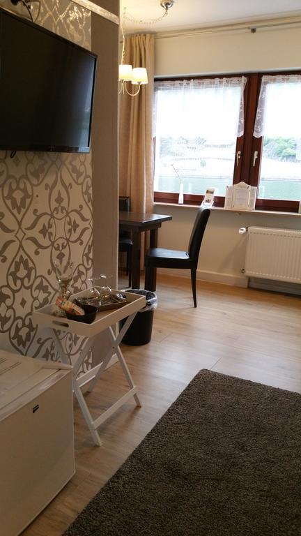 Gaestehaus Burgberg, Weinhaus Fries Kattenes Εξωτερικό φωτογραφία