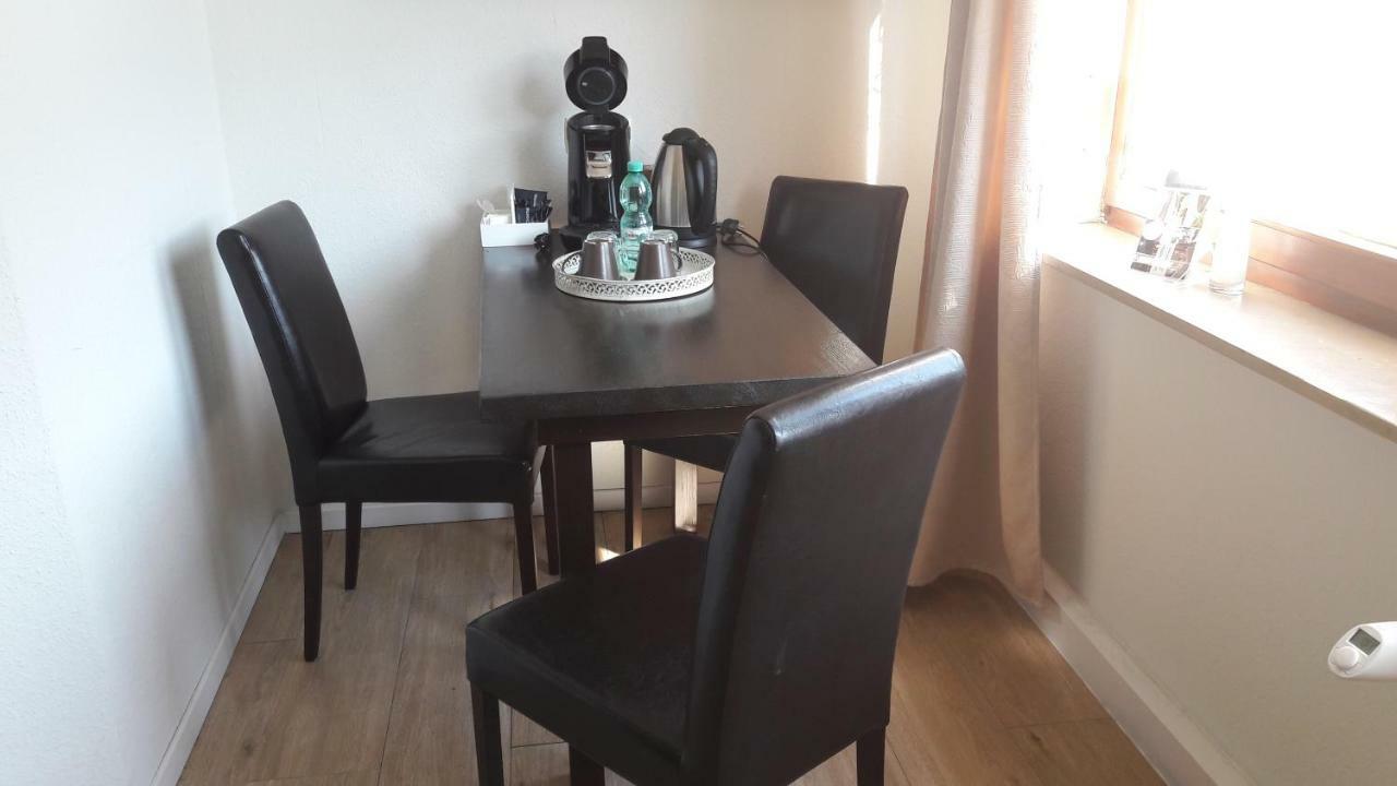Gaestehaus Burgberg, Weinhaus Fries Kattenes Εξωτερικό φωτογραφία