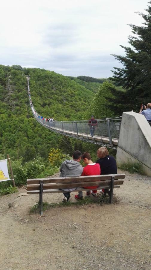 Gaestehaus Burgberg, Weinhaus Fries Kattenes Εξωτερικό φωτογραφία